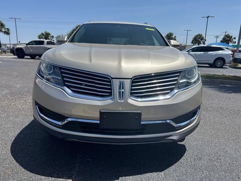 Used 2017 Lincoln MKX Select w/ Select Plus Package FWD image 8