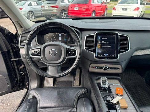 Used 2022 Volvo XC90 T8 Inscription w/ Advanced Package AWD/4WD image 12