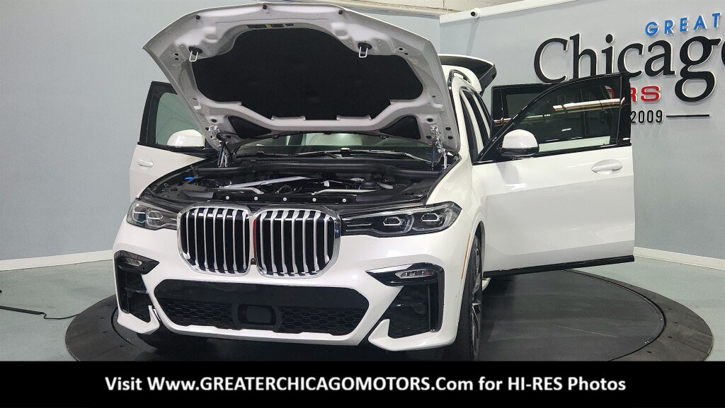 Used 2021 BMW X7 xDrive40i w/ M Sport Package AWD/4WD image 16