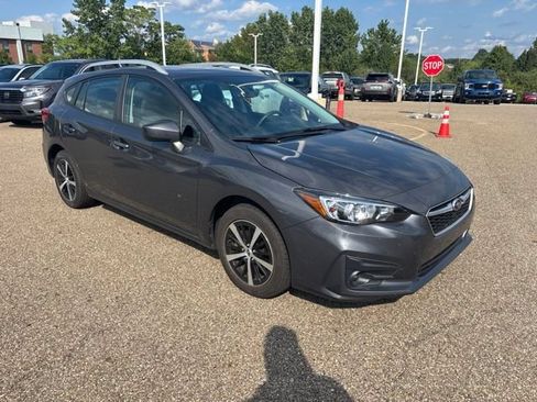 Used 2019 Subaru Impreza 2.0i Premium AWD/4WD image 2