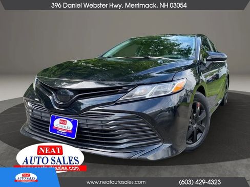 Used 2020 Toyota Camry LE FWD image 1