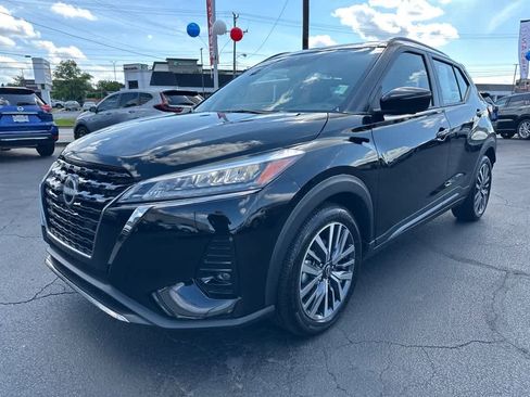Certified 2024 Nissan Kicks SR image 7