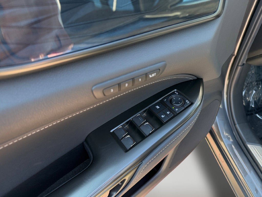Used 2024 Lexus NX 350h AWD image 21