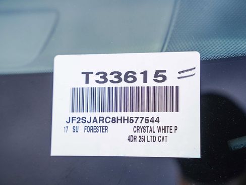 Used 2017 Subaru Forester 2.5i Limited image 28