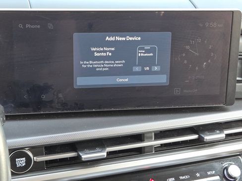 Used 2024 Hyundai Santa Fe SE AWD/4WD image 7