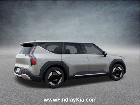 New 2026 Kia EV9 Light image 8