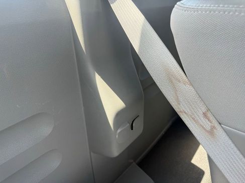 Used 2005 Ford F150 XL RWD image 42