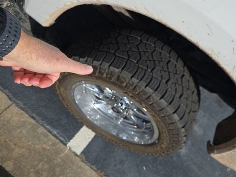 Used 2025 Ford F350 King Ranch w/ Chrome Package image 4