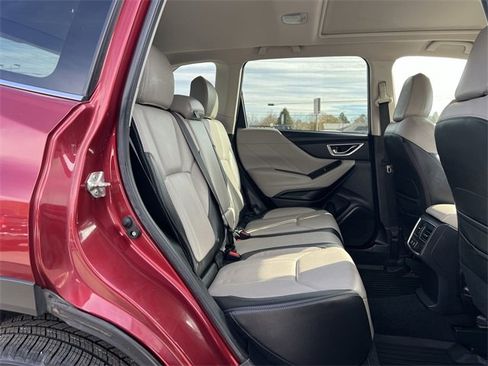 Used 2020 Subaru Forester Limited image 18