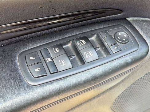 Used 2015 Dodge Durango Limited image 11