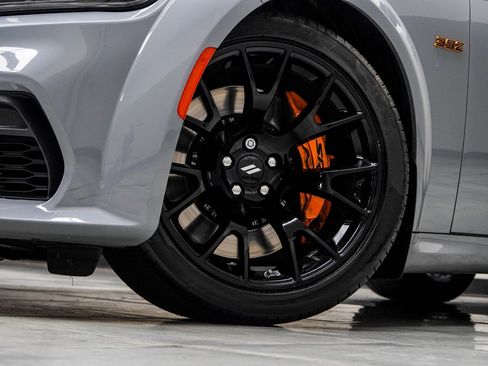 Used 2022 Dodge Charger Scat Pack RWD image 6