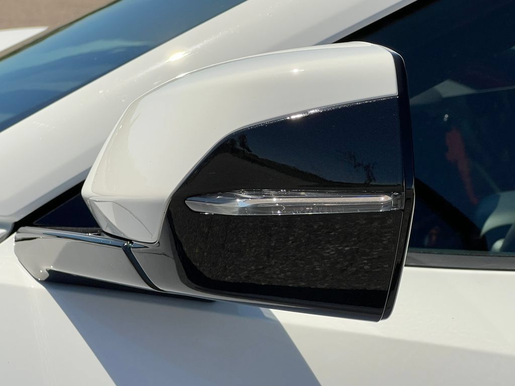 Used 2020 Chevrolet Corvette Stingray Preferred Cpe w/ 2LT Preferred Equipment Group RWD image 37