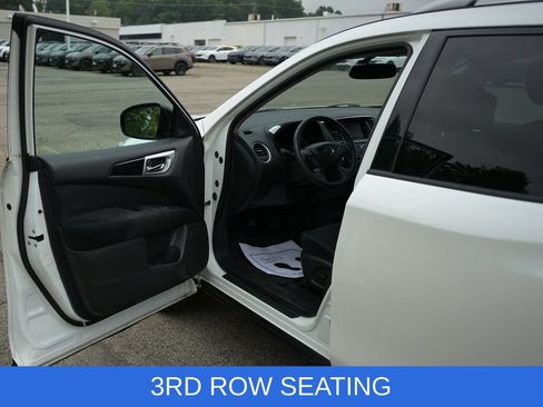 Used 2015 Nissan Pathfinder SV FWD image 17