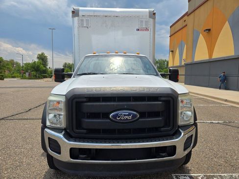 Used 2016 Ford F550 2WD Regular Cab Super Duty image 4