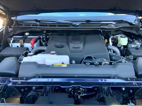 New 2026 Toyota Tundra Platinum AWD/4WD image 16