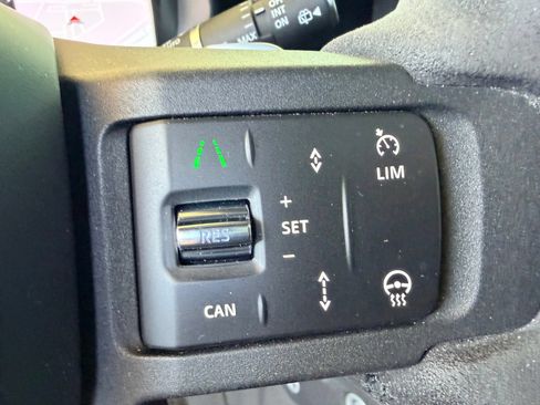 Used 2023 Land Rover Defender 110 Carpathian Edition AWD/4WD image 15