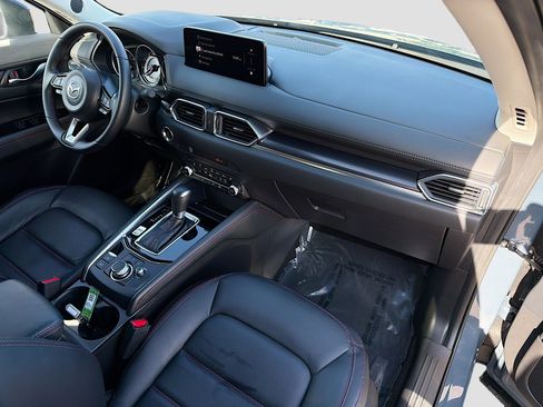 Used 2025 MAZDA CX-5 Carbon Edition image 14