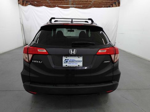 Certified 2018 Honda HR-V EX-L image 6