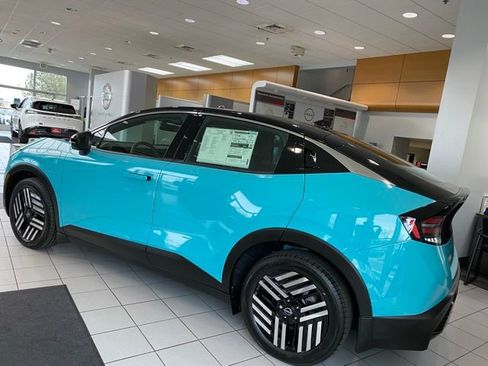 New 2026 Nissan Leaf SV+ image 3