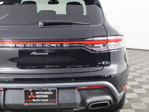 Used 2022 Porsche Macan image 17