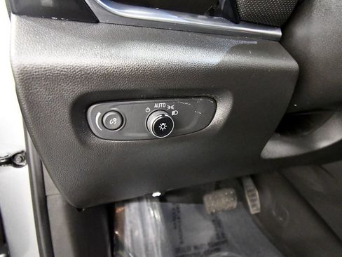 Used 2023 Chevrolet Traverse RS AWD/4WD image 20