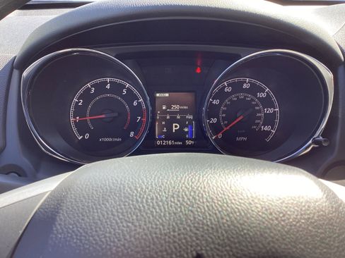 Used 2025 Mitsubishi Outlander Sport ES image 17