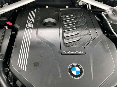 Used 2020 BMW X6 xDrive40i w/ Executive Package AWD/4WD image 9