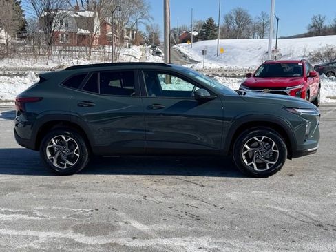 New 2026 Chevrolet Trax LT w/ Driver Confidence Package image 14