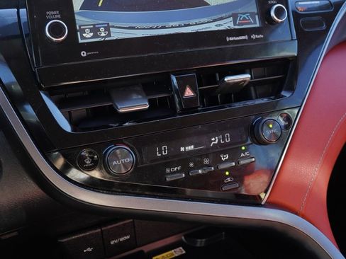 Used 2024 Toyota Camry XSE image 16