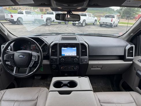 Used 2018 Ford F150 XLT w/ Equipment Group 302A Luxury AWD/4WD image 7