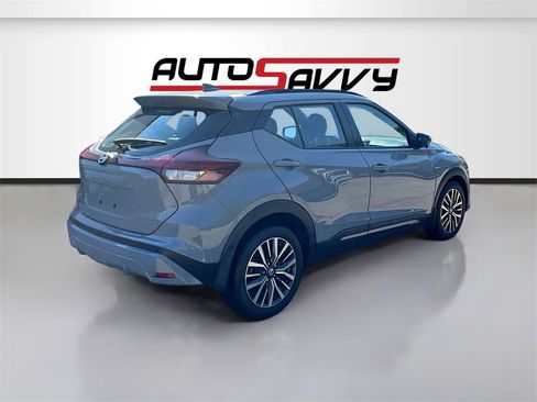 Used 2021 Nissan Kicks SR image 7