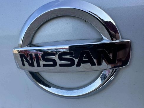 Used 2017 Nissan Sentra SV w/ Style Package FWD image 39