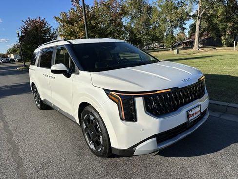 New 2026 Kia Carnival EX image 24