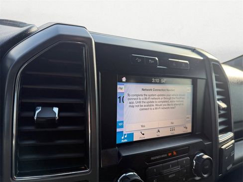 Used 2019 Ford F150 XLT w/ Equipment Group 302A Luxury image 21