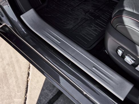 Used 2023 Rolls-Royce Ghost image 39