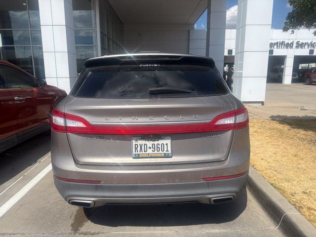 Used 2018 Lincoln MKX Reserve FWD image 5