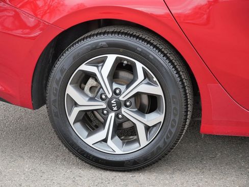 Used 2021 Kia Forte LXS image 15