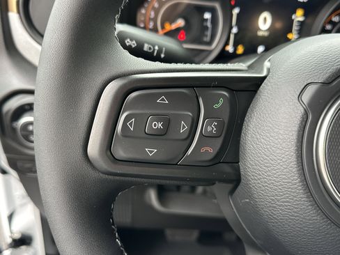 New 2026 Jeep Gladiator Sport image 9