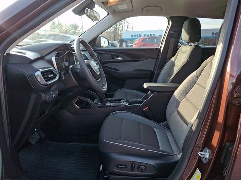 Certified 2022 Chevrolet TrailBlazer LT w/ Driver Confidence Package image 13