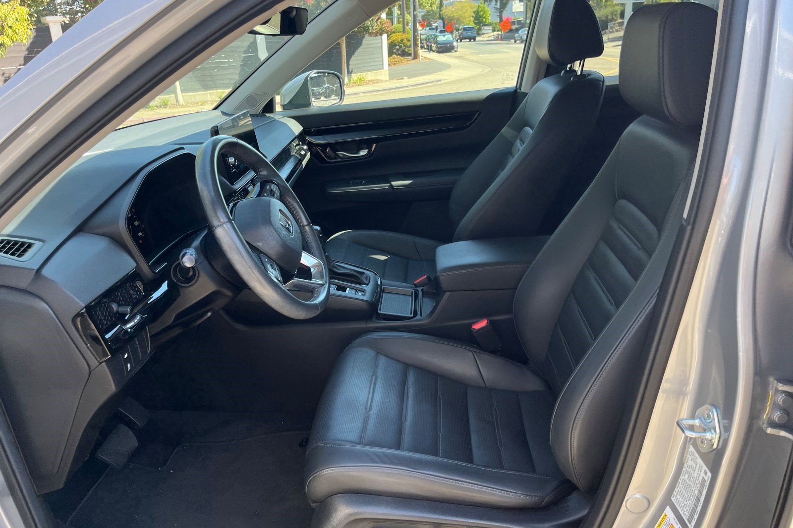 Used 2023 Honda CR-V EX-L image 5