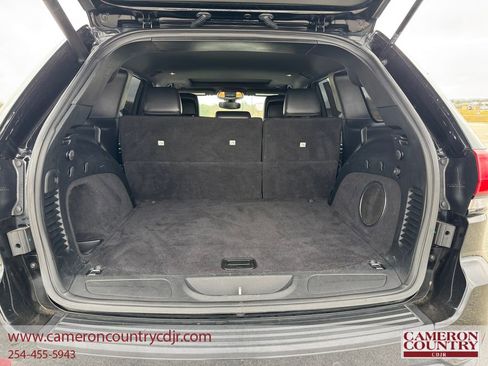 Used 2020 Jeep Grand Cherokee Altitude image 15
