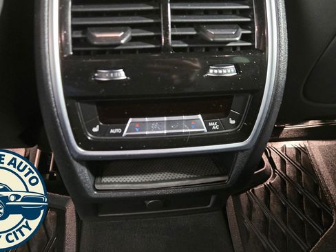 Used 2019 BMW X5 xDrive50i w/ Off-Road Package image 34