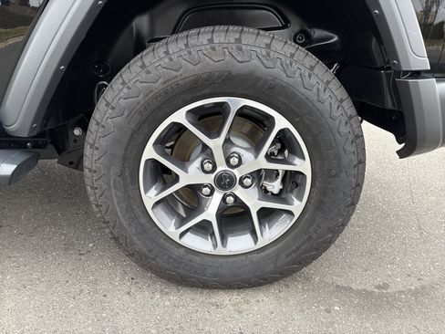 Certified 2024 Jeep Wrangler Sport S image 13