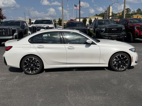 Used 2026 BMW 330i xDrive Sedan w/ M Sport Package AWD/4WD image 11