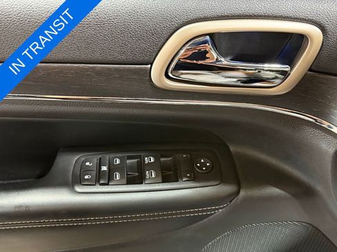 Used 2015 Jeep Grand Cherokee Limited w/ Luxury Group II AWD/4WD image 30