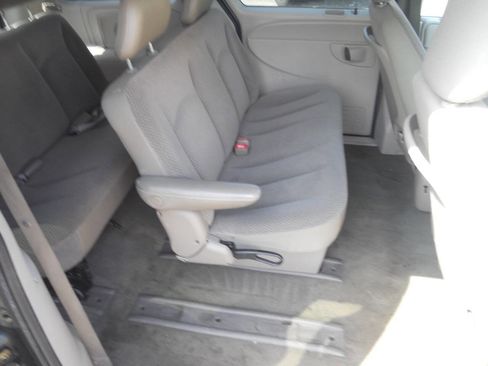 Used 2006 Dodge Caravan SE FWD image 19