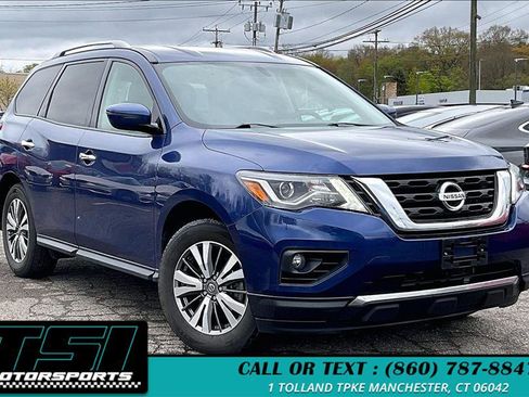Used 2020 Nissan Pathfinder SV FWD image 1