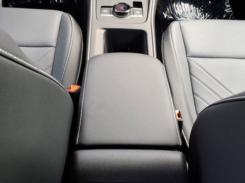 New 2026 Volkswagen Tiguan SE R-Line image 19