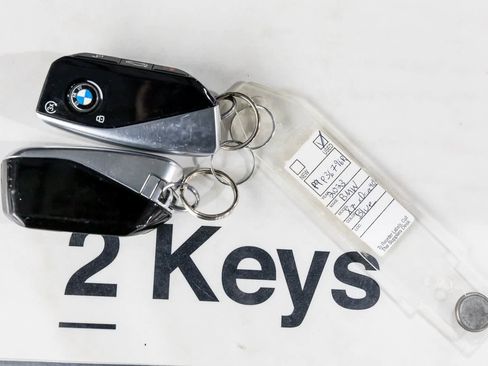 Used 2023 BMW X7 xDrive40i w/ Executive Package image 27