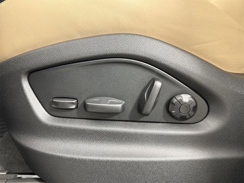 New 2026 Porsche Cayenne E-Hybrid Coupe image 40